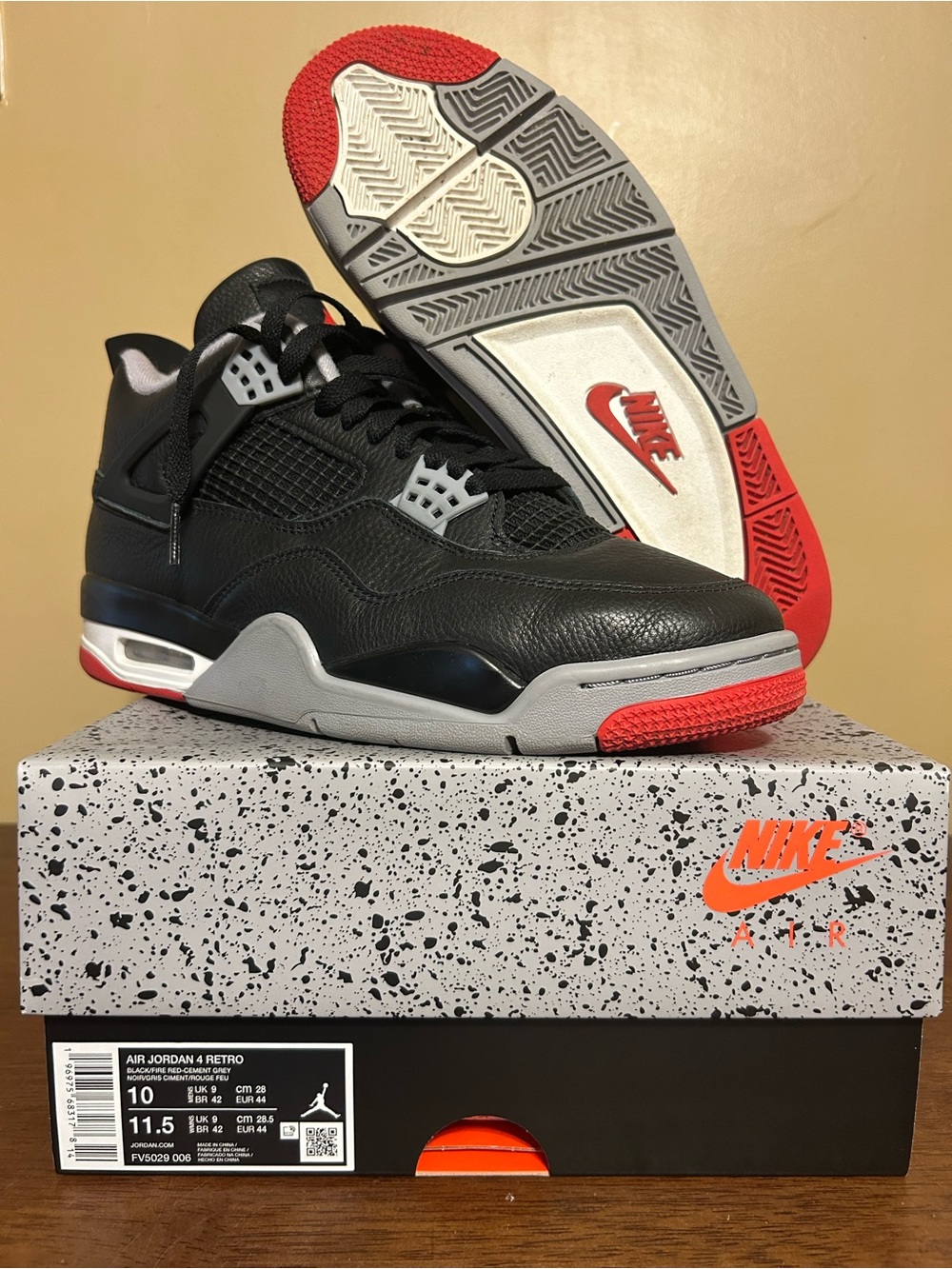 Size 10 Nike Air Jordan 4 Retro Bred Reimagined FV5029-006 Men's VNDS OG ALL
